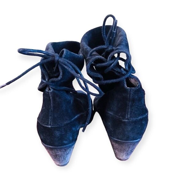 Gravitypope Suede Lace Back Folded Slouch Booties Size 7 - Picture 3 of 4